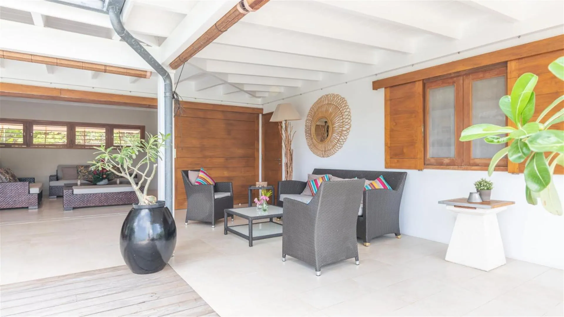 Asian Inspired Villa In A Lush Vegetation St. Barthelemy